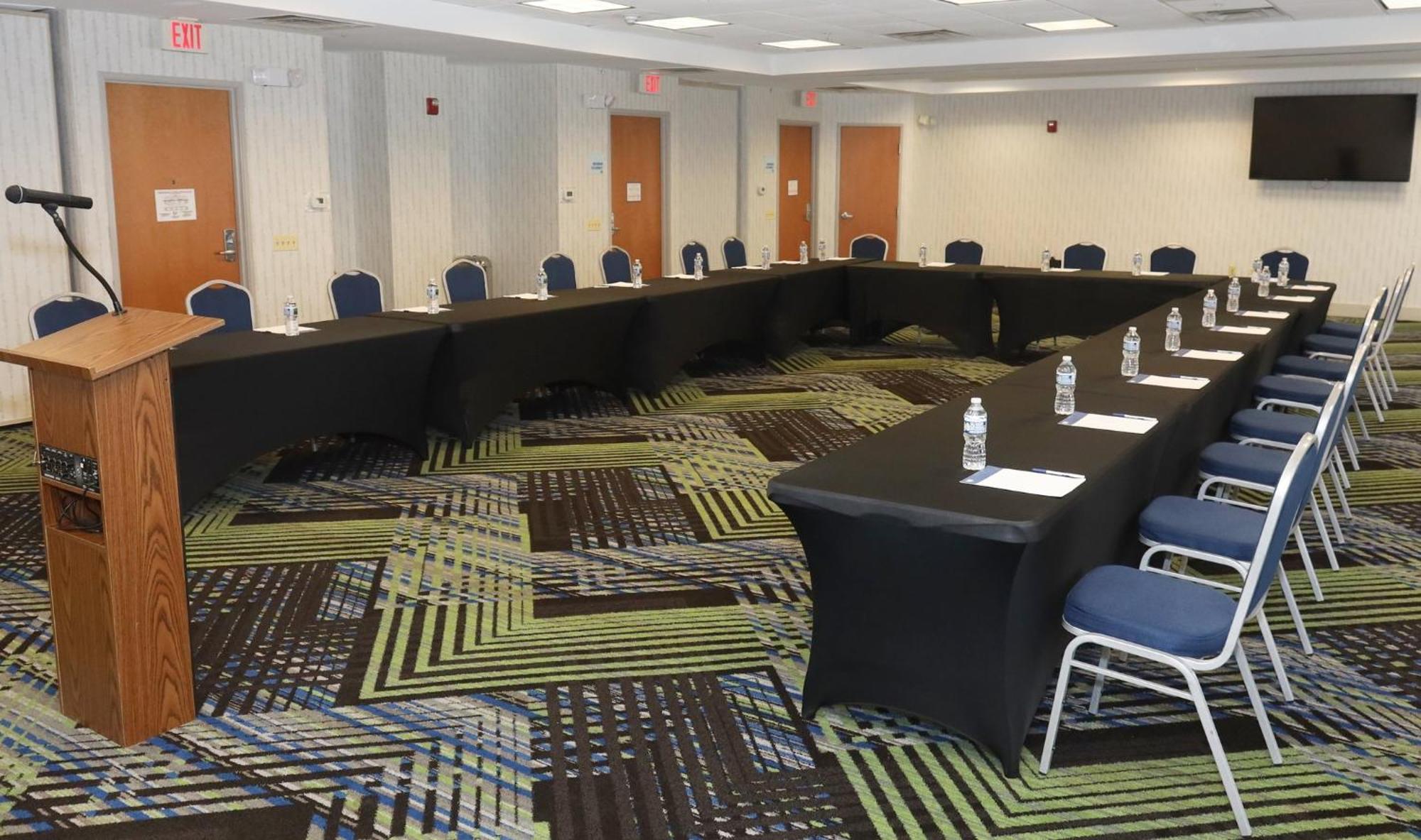 Holiday Inn Express Hotel & Suites Waukegan/Gurnee By Ihg Exterior foto